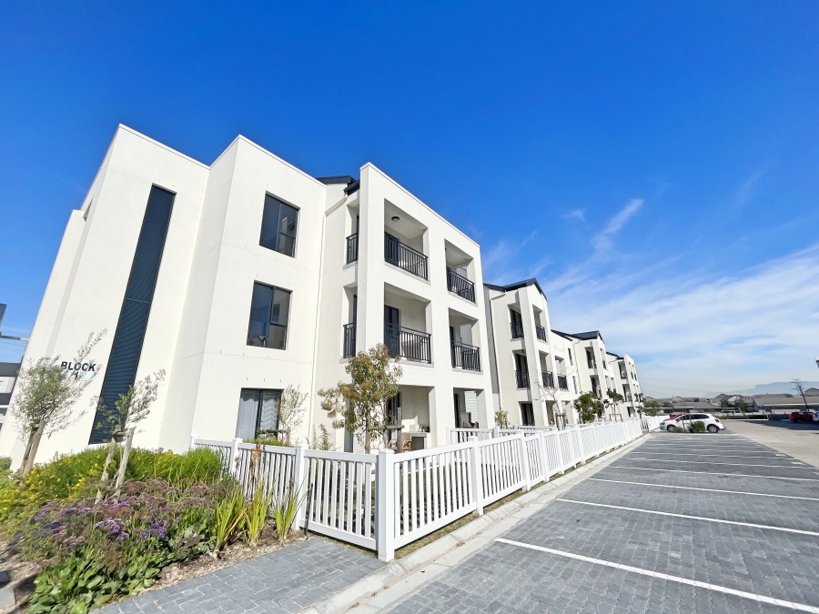 To Let 2 Bedroom Property for Rent in Haasendal Western Cape